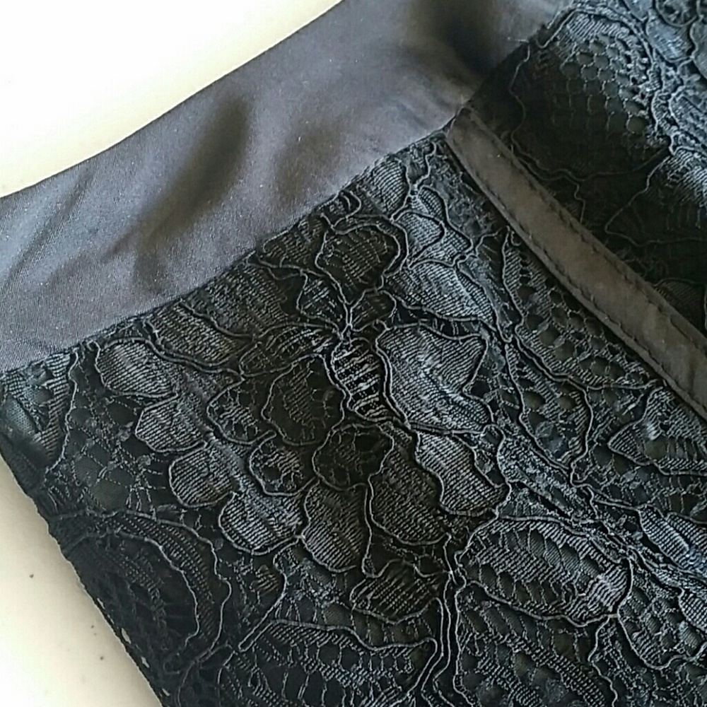 NWT Forever 21 , sz M lace skirt